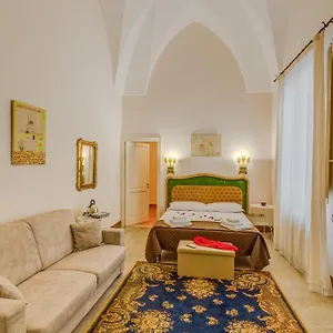 Dimora San Leucio Bed & Breakfast