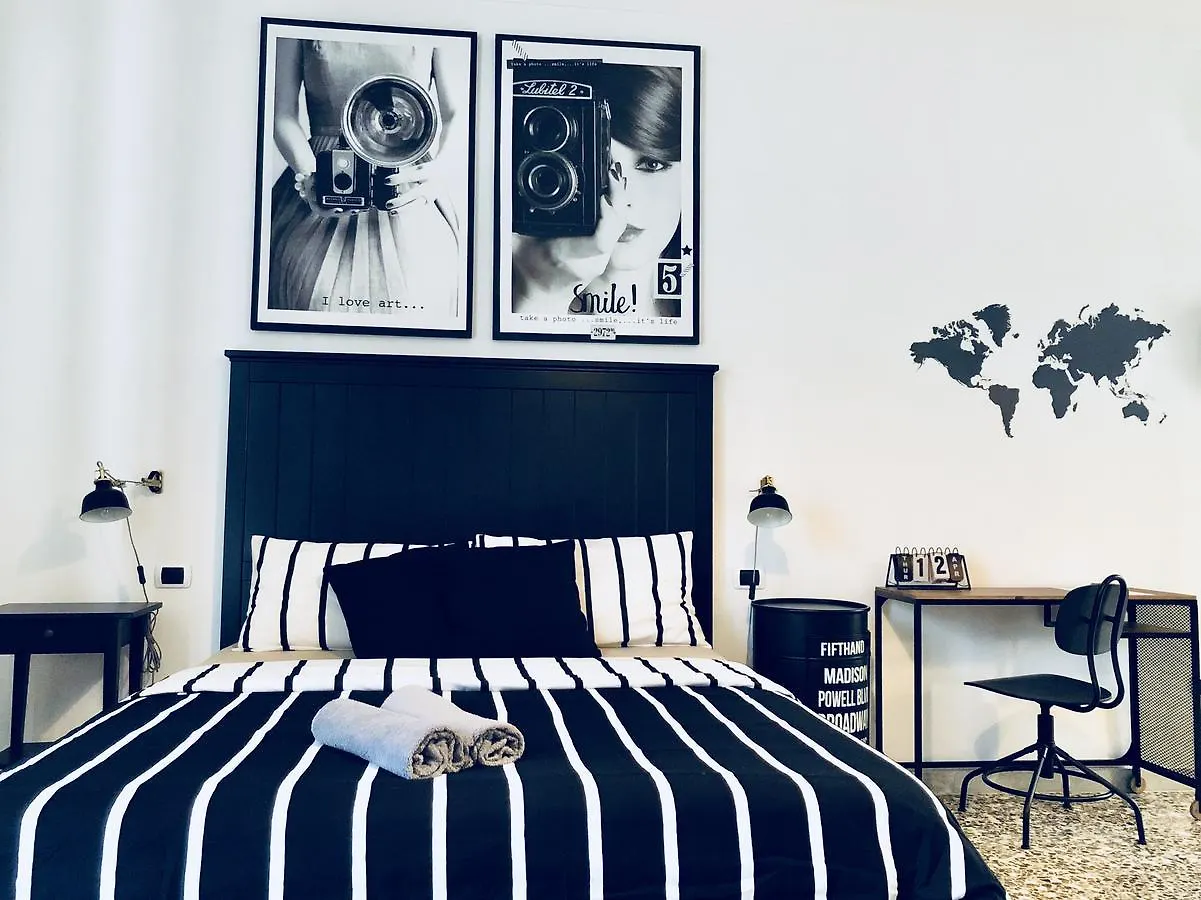 Bed & Breakfast Wanderlust B And B Lecce